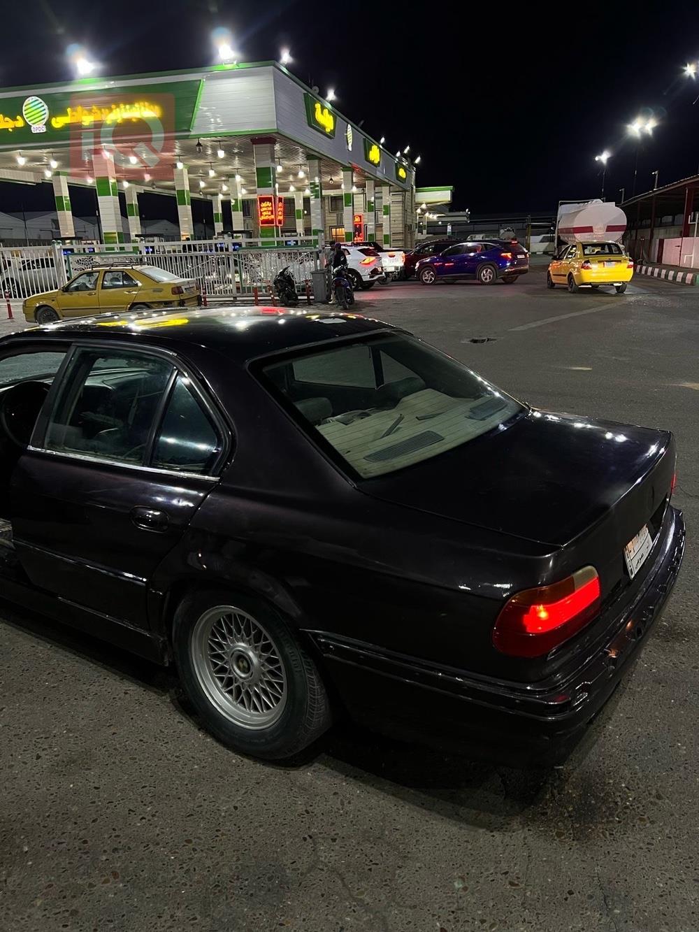 BMW 7-Series